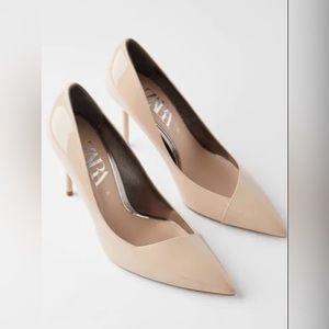 Zara Nude Patent Leather Stiletto Pumps Heels - 39 / 8